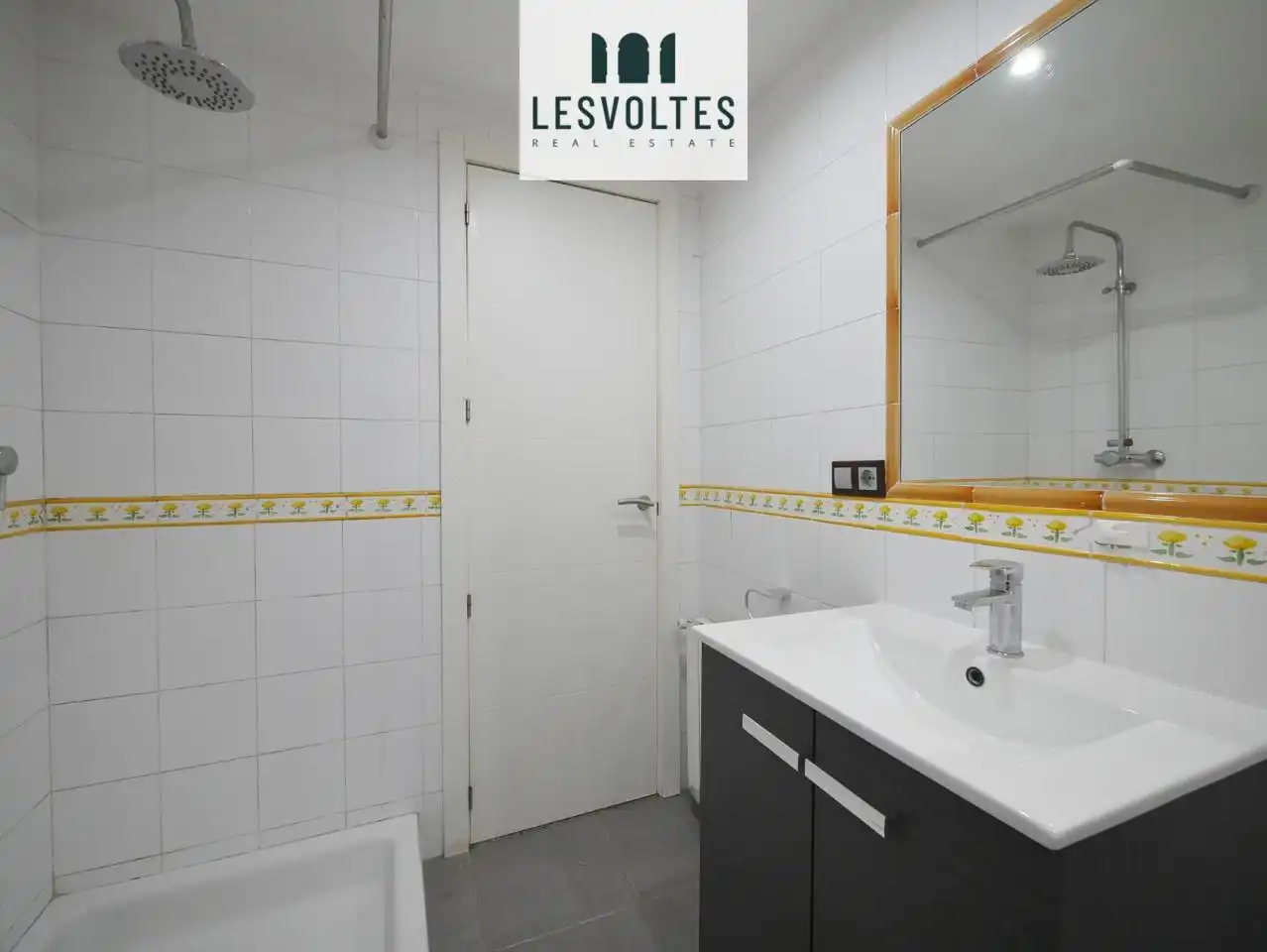 Flat with terrace for sale in De Cavallers, imagen 16