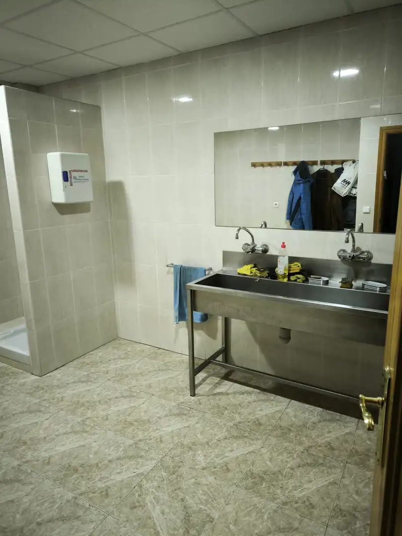 Baño de Nave industrial en venta en Salamanca