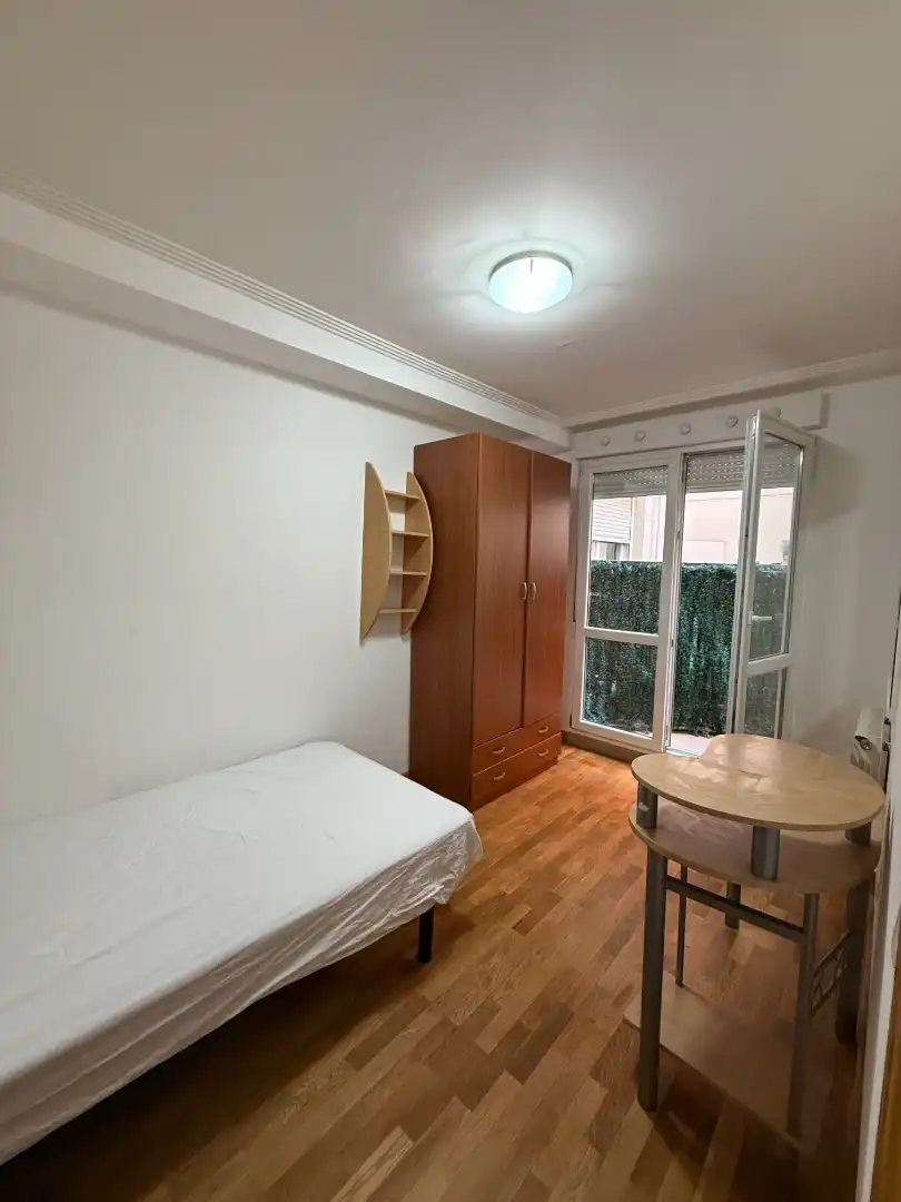 Habitación de Piso en venta en Palencia con Calefacción, Parquet y Trastero