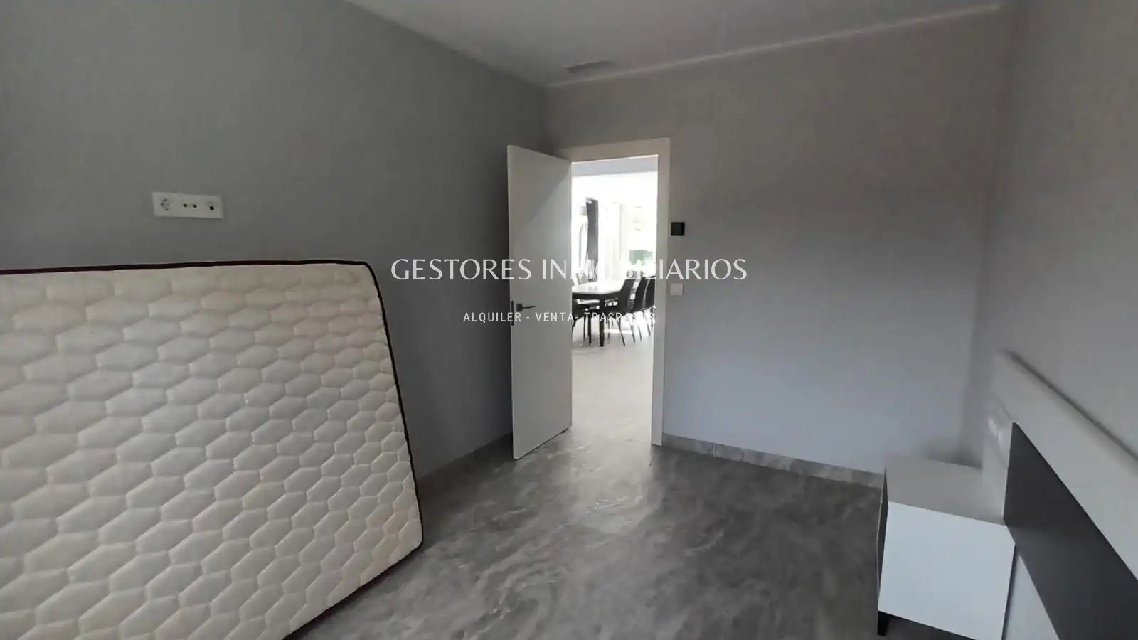 Dormitori de Casa o xalet en venda en Gaianes, Alicante