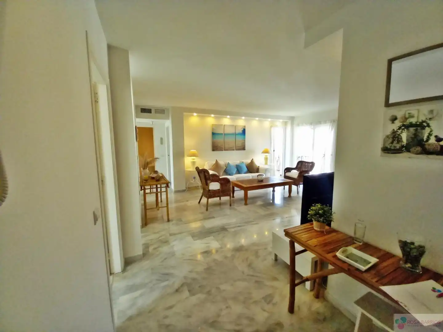 Sala d'estar de Àtic en venda en Estepona amb Terrassa i Piscina comunitària