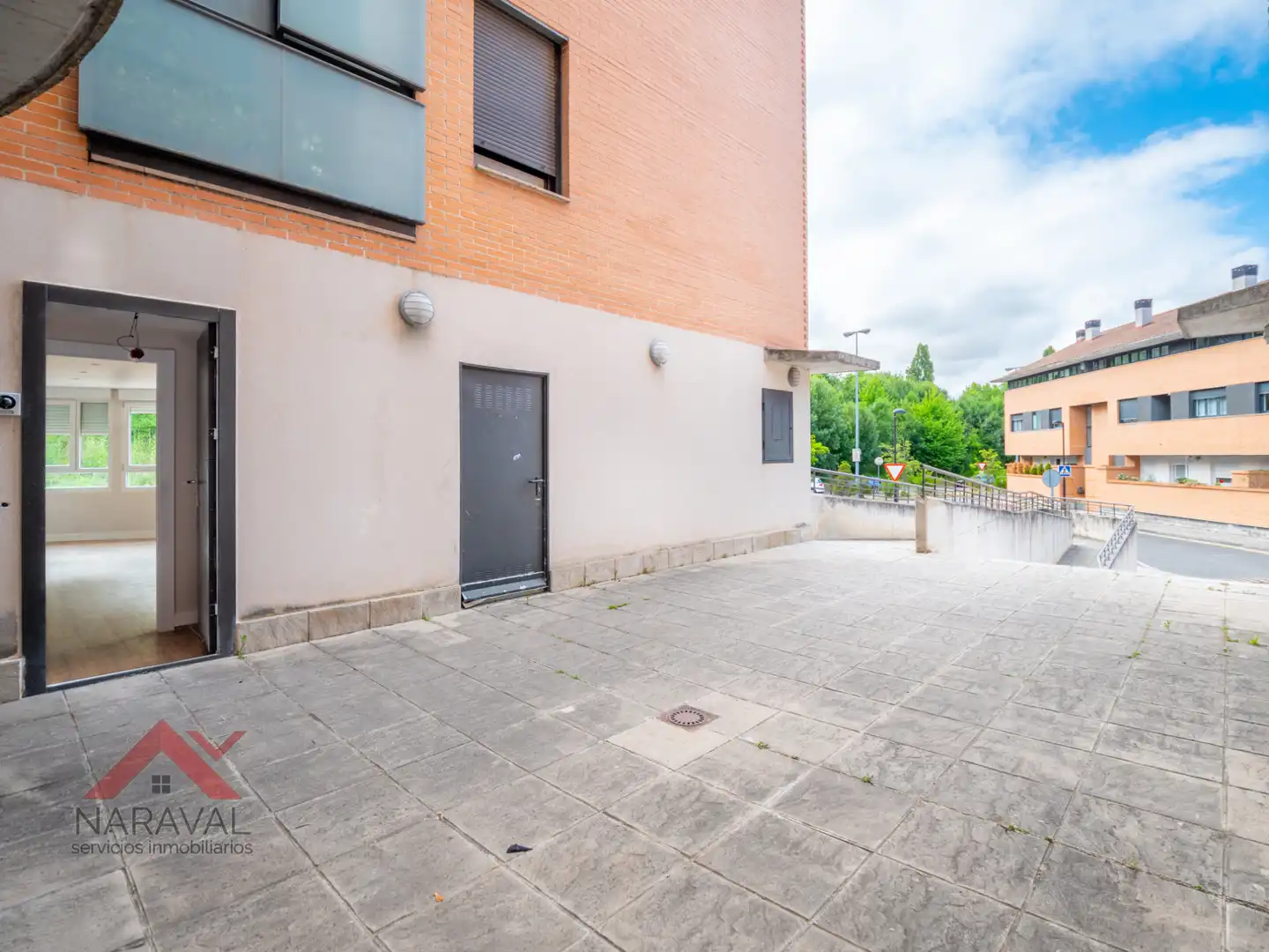 Außenansicht von Wohnung zum Verkauf in Aranguren mit Klimaanlage, Heizung und Terrasse