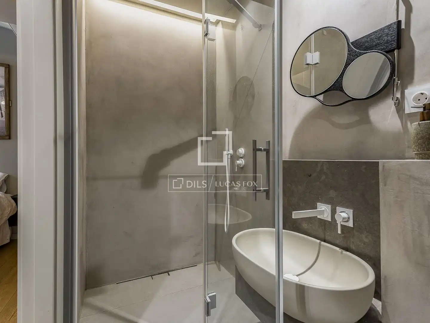 Baño de Piso en venta en Barcelona con Aire acondicionado, Amueblado y Balcón