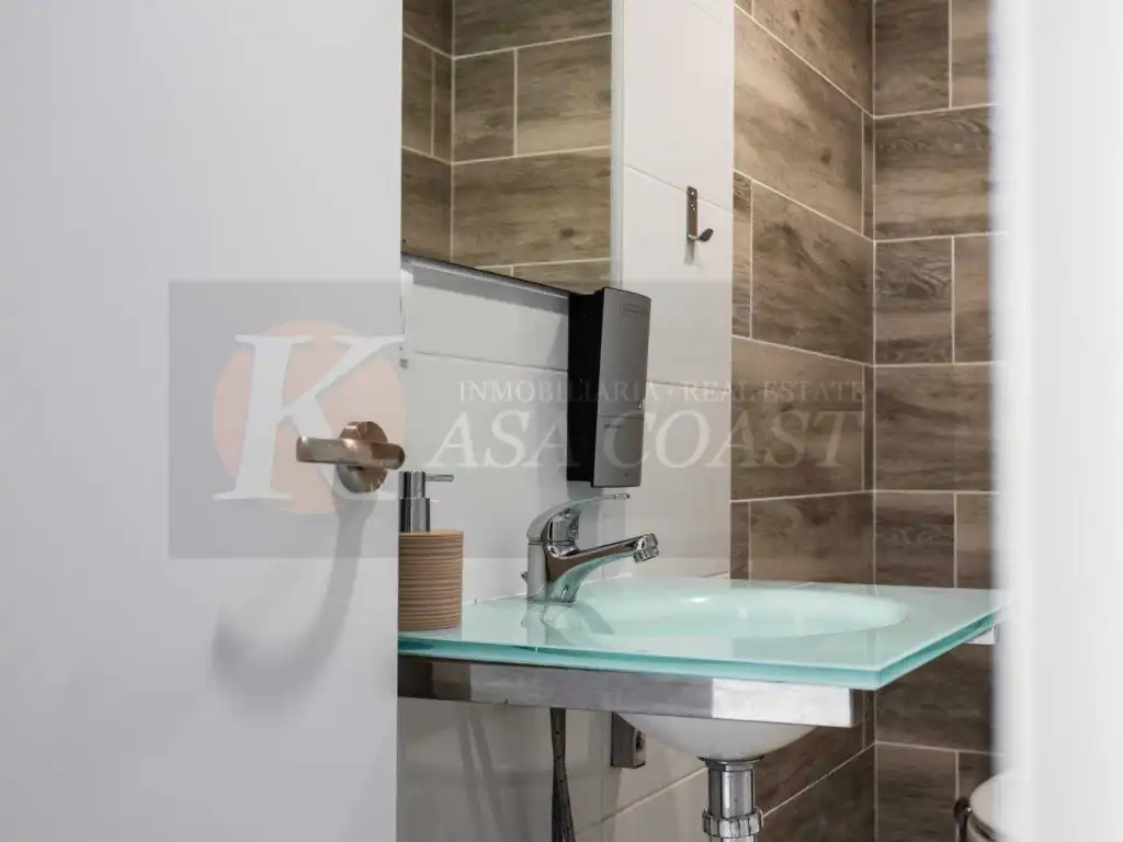 Vivienda con piscina en venta en Puerto Deportivo, imagen 17