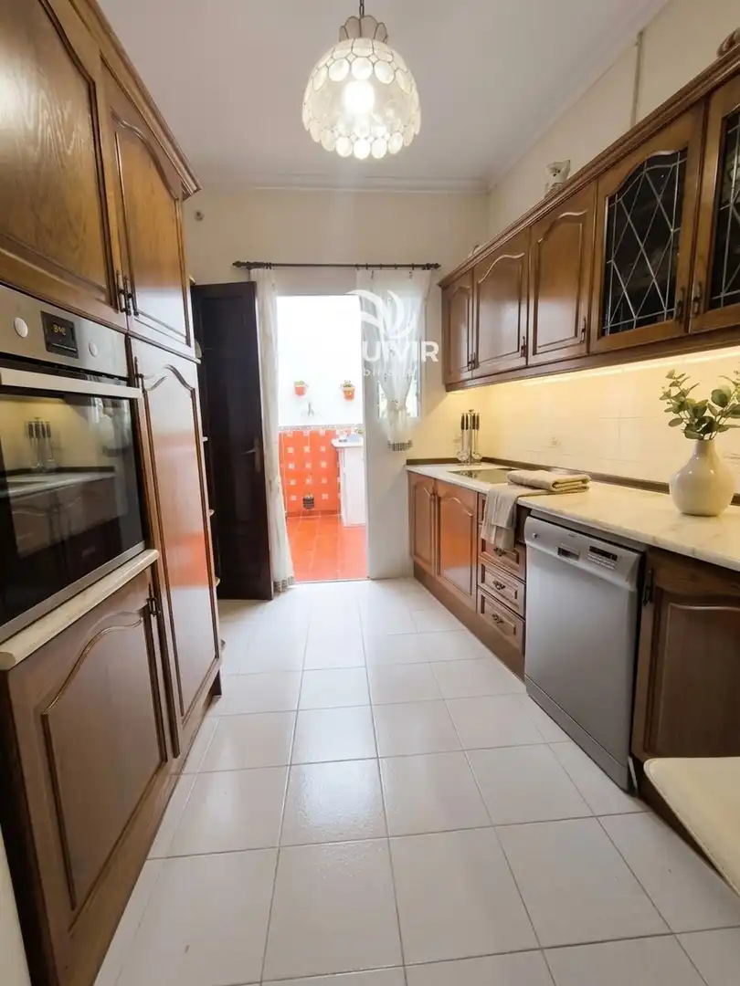 Cocina de Edificio en venta en Sevilla