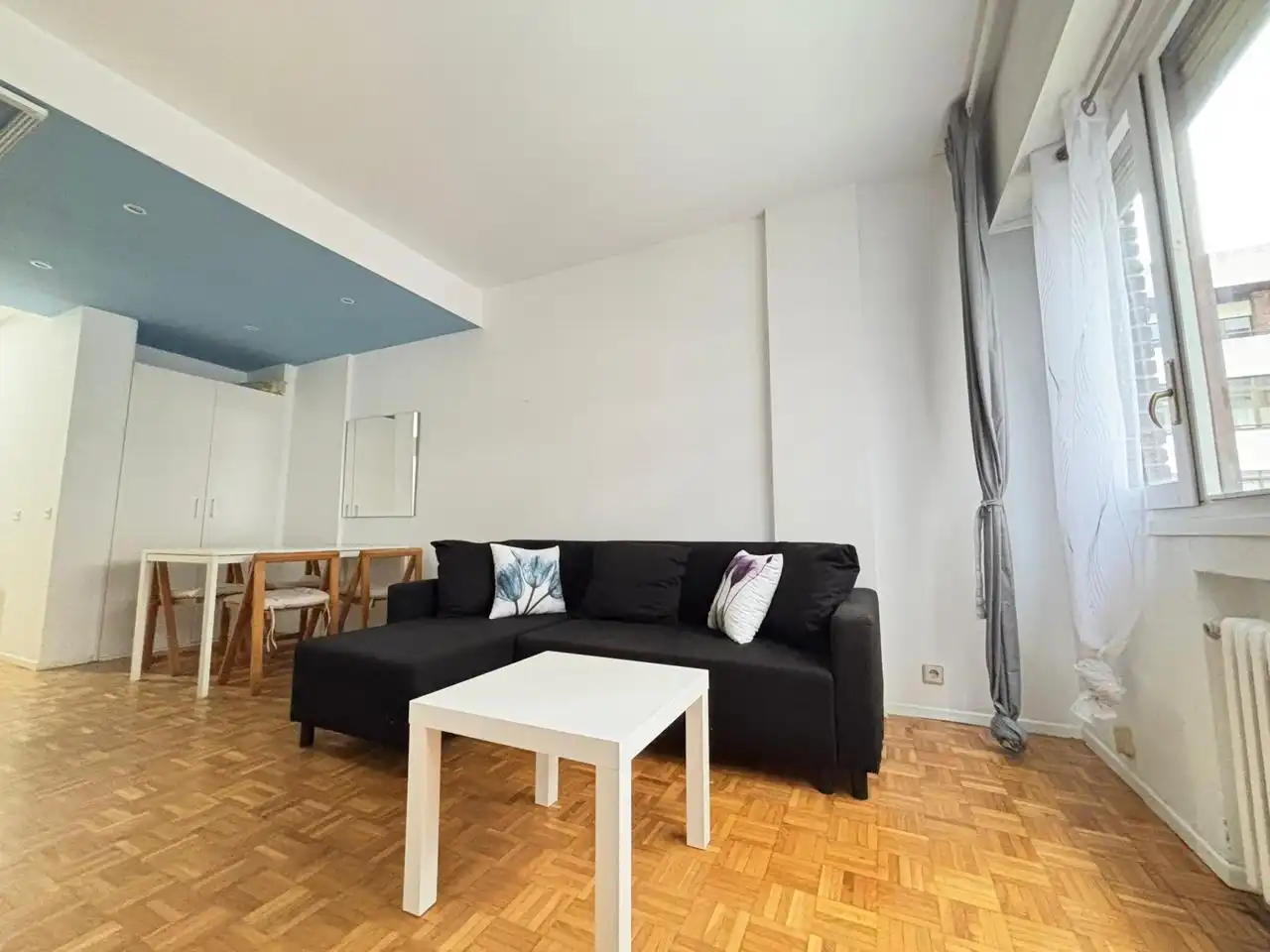 Flat for sale in Calle de Andrés Mellado, imagen 7