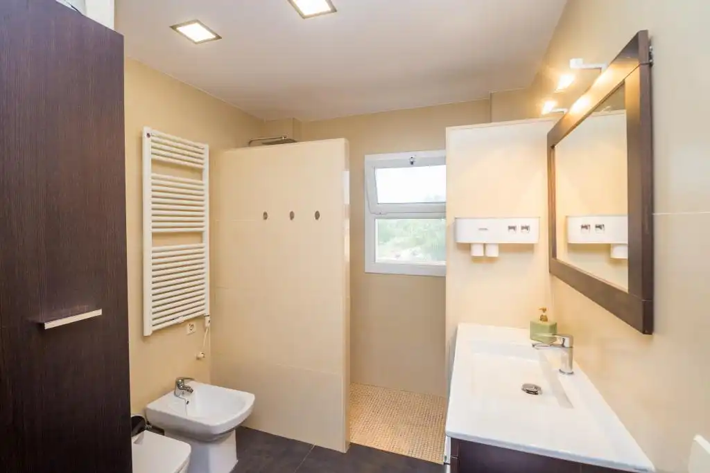 Bathroom of Flat for sale in Santa Cristina d'Aro  with Heating and Terrace