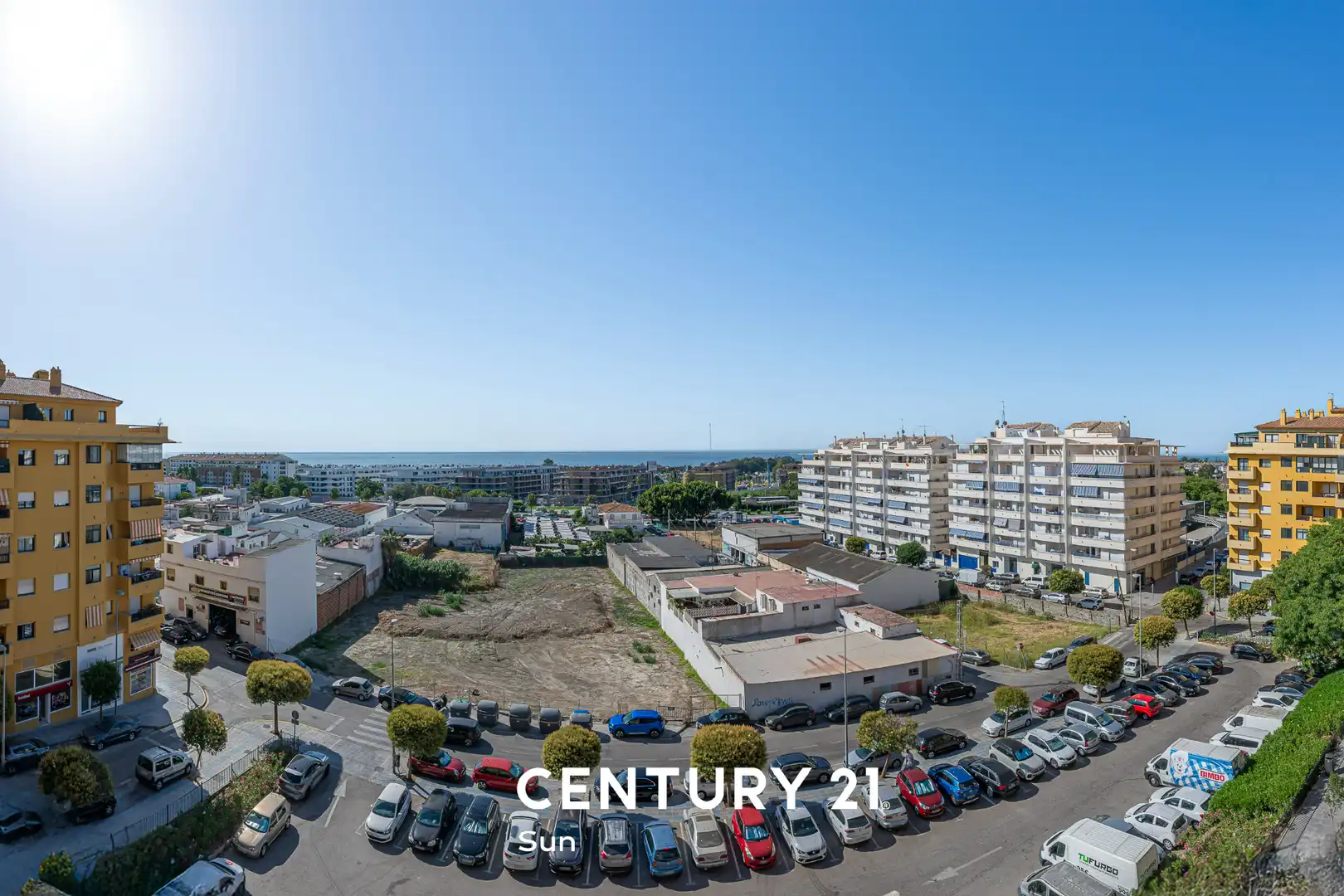 Vista exterior de Pis en venda en Marbella amb Aire condicionat, Calefacció i Terrassa
