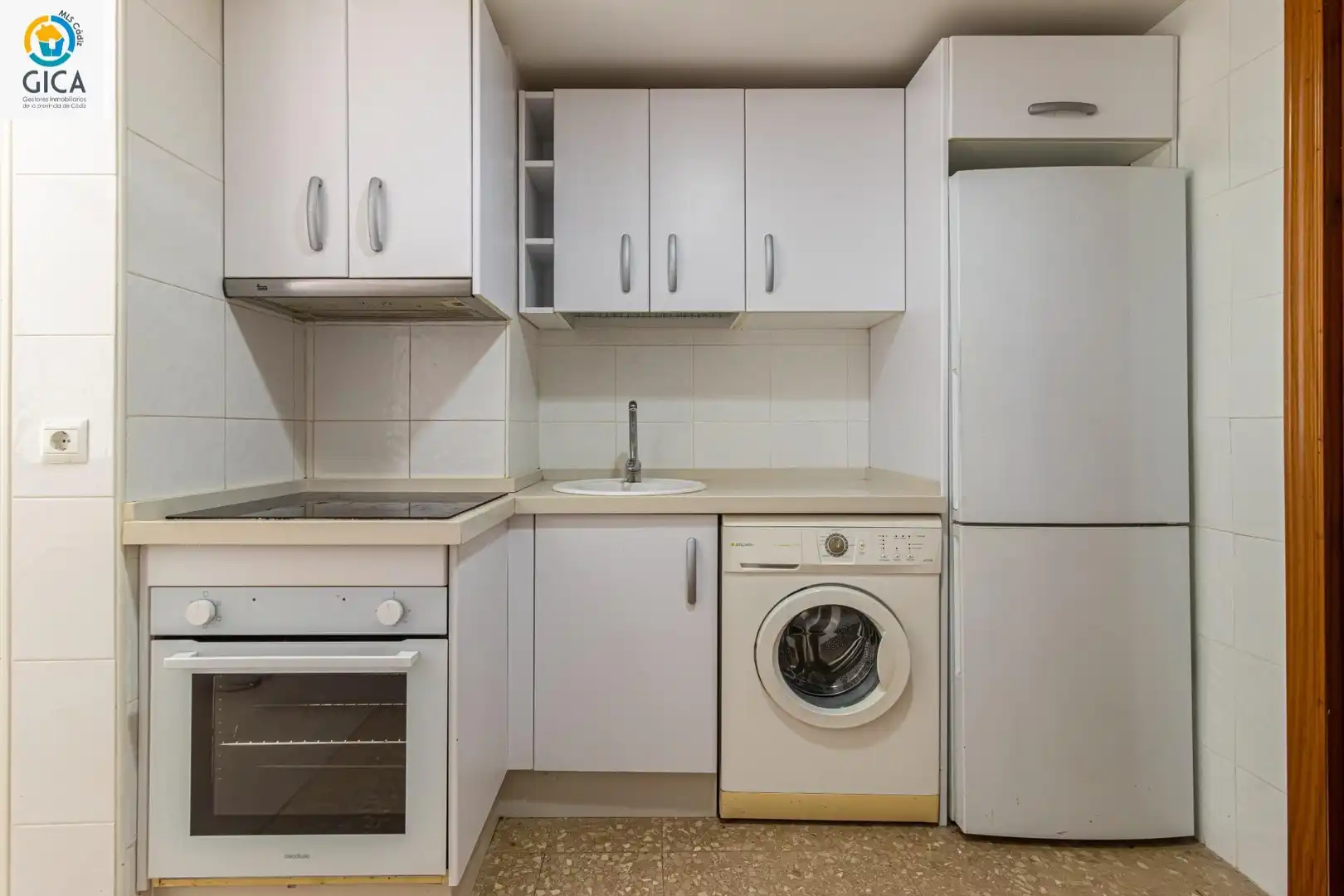 Kitchen of Flat for sale in Jerez de la Frontera  with Air Conditioner, Furnished and Community pool