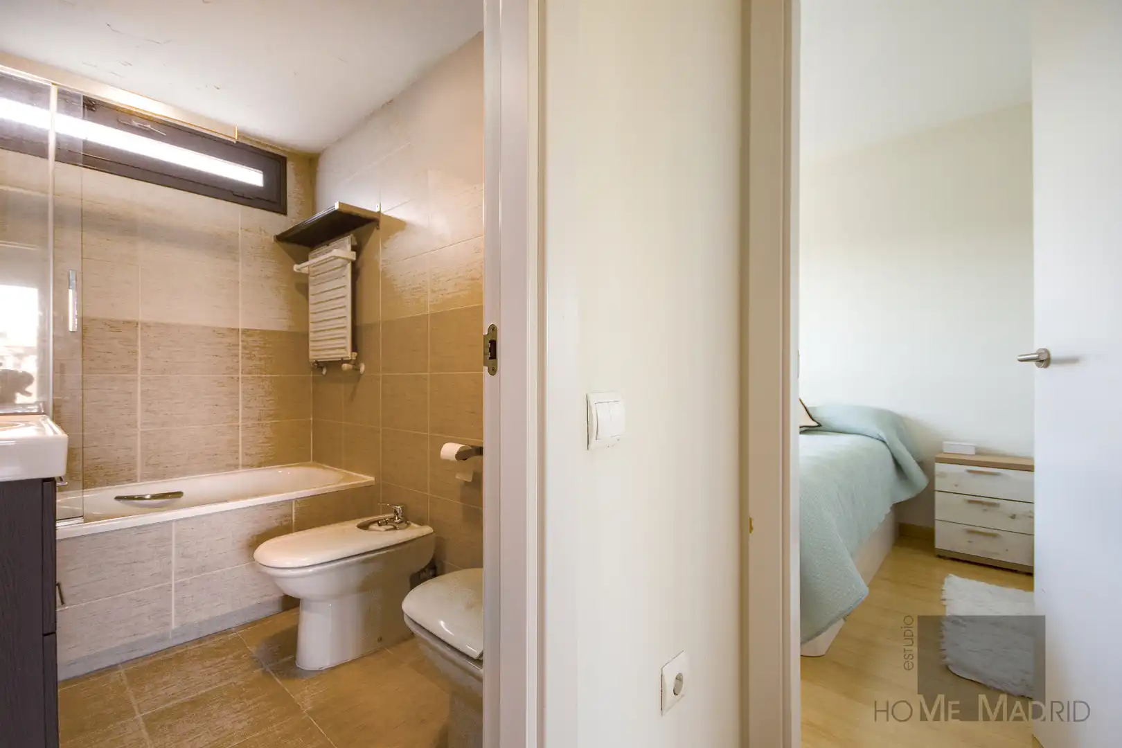 Badezimmer von Dachboden zum Verkauf in Madrid mit Klimaanlage, Heizung und Parkett