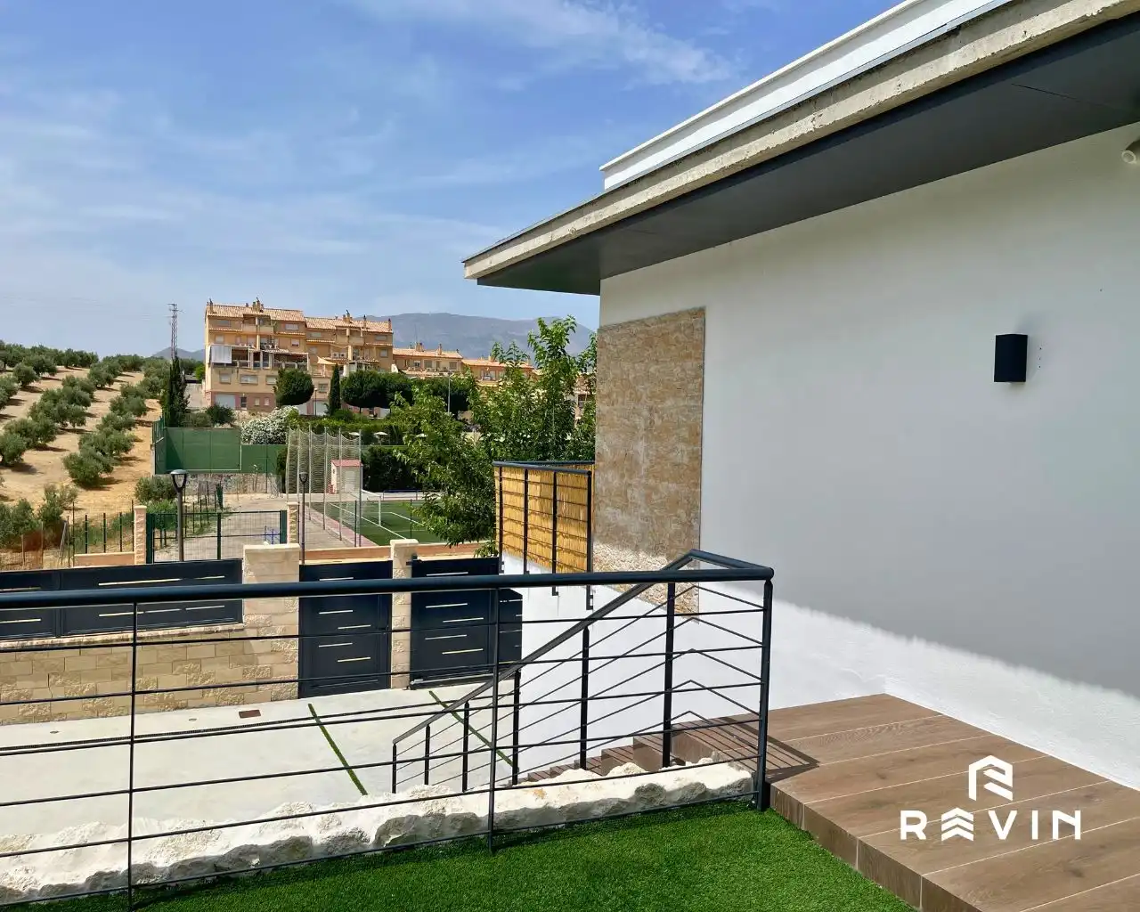 Terraza de Casa o chalet en venta en La Guardia de Jaén con Aire acondicionado, Calefacción y Jardín privado