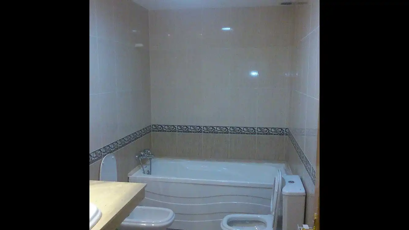 Bany de Casa o xalet en venda en El Pla de Santa Maria amb Calefacció, Jardí privat i Parquet