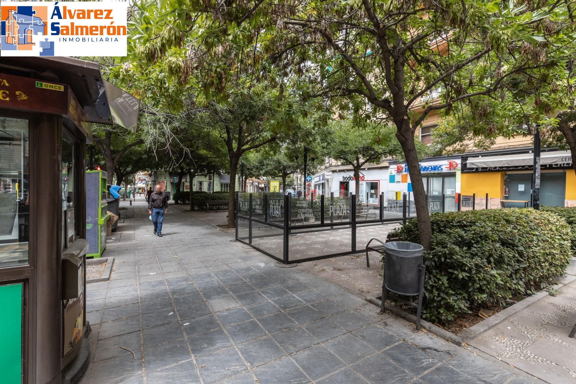 Exterior view of Lofts for sale in  Granada Capital  with Air Conditioner, Parquet flooring and Furnished