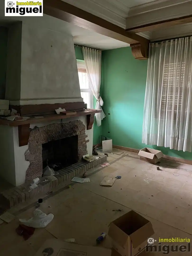 Sala de estar de Finca rústica en venta en Peñamellera Baja con Jardín privado y Terraza