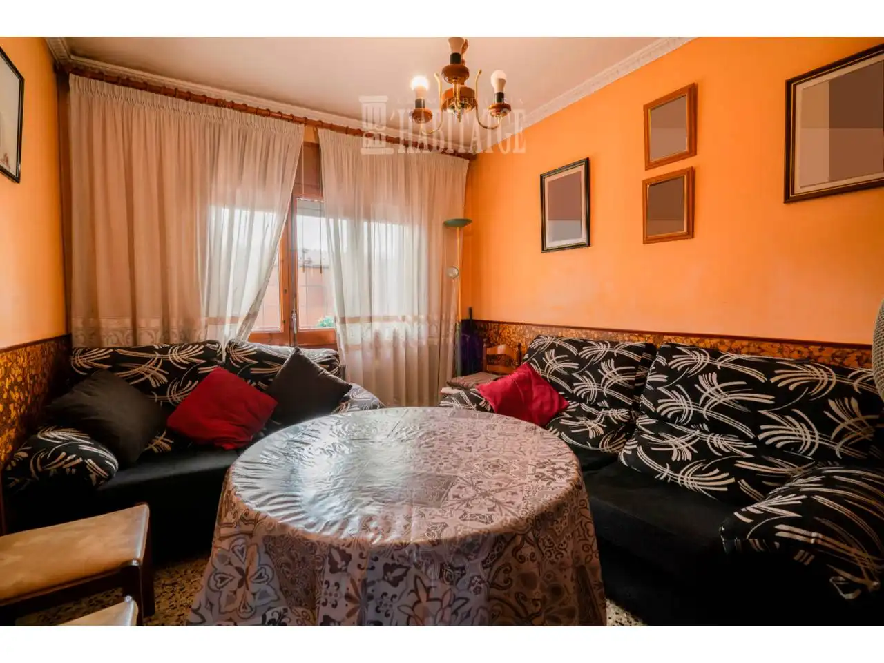 Sala de estar de Casa o chalet en venta en Manlleu con Calefacción y Terraza