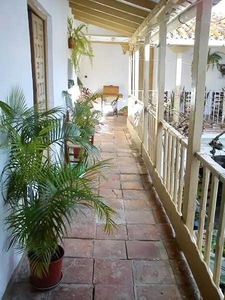 Casa con terraza en venta en Benamocarra, imagen 2