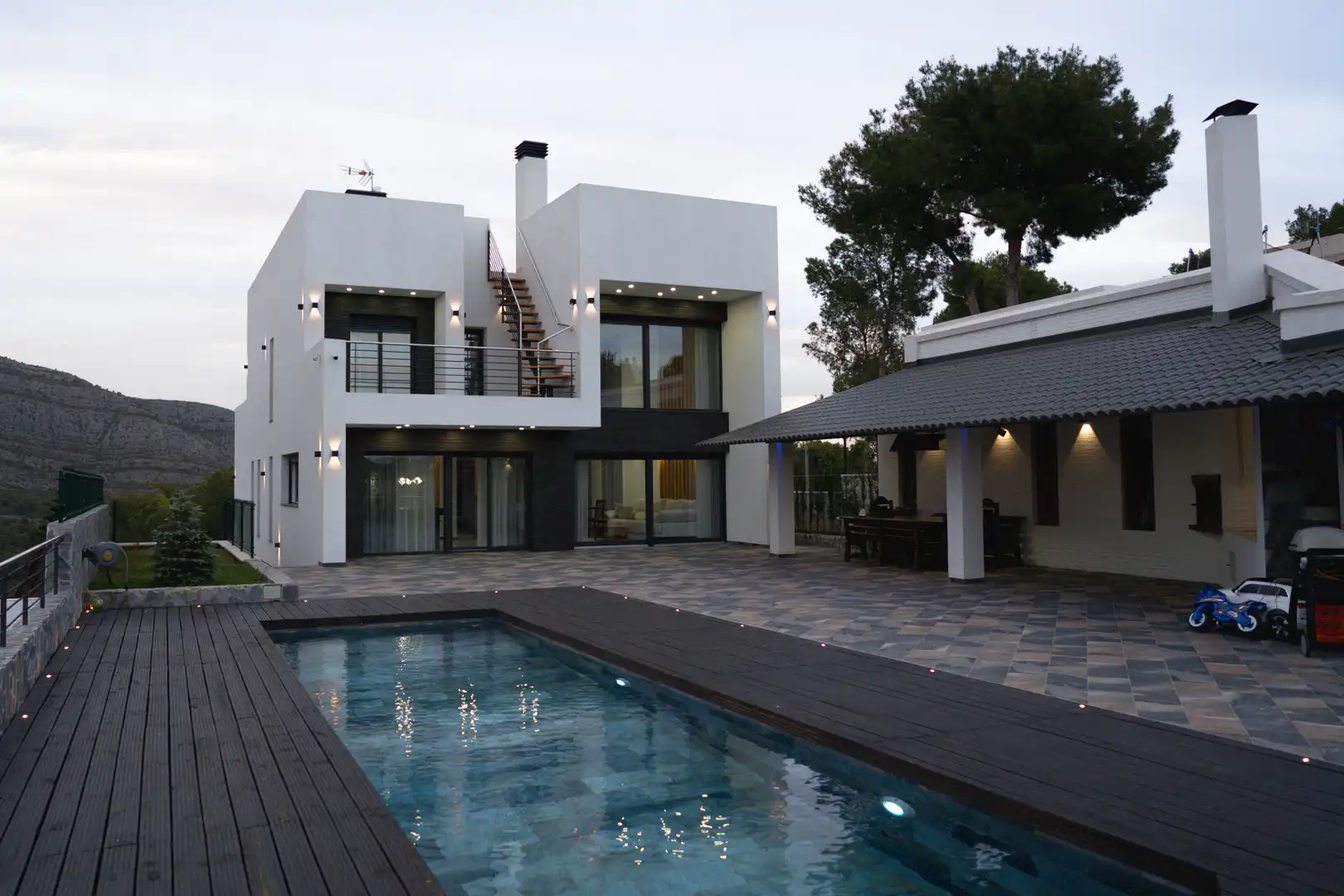 Vista exterior de Casa o xalet en venda en Oropesa del Mar / Orpesa amb Aire condicionat, Calefacció i Jardí privat