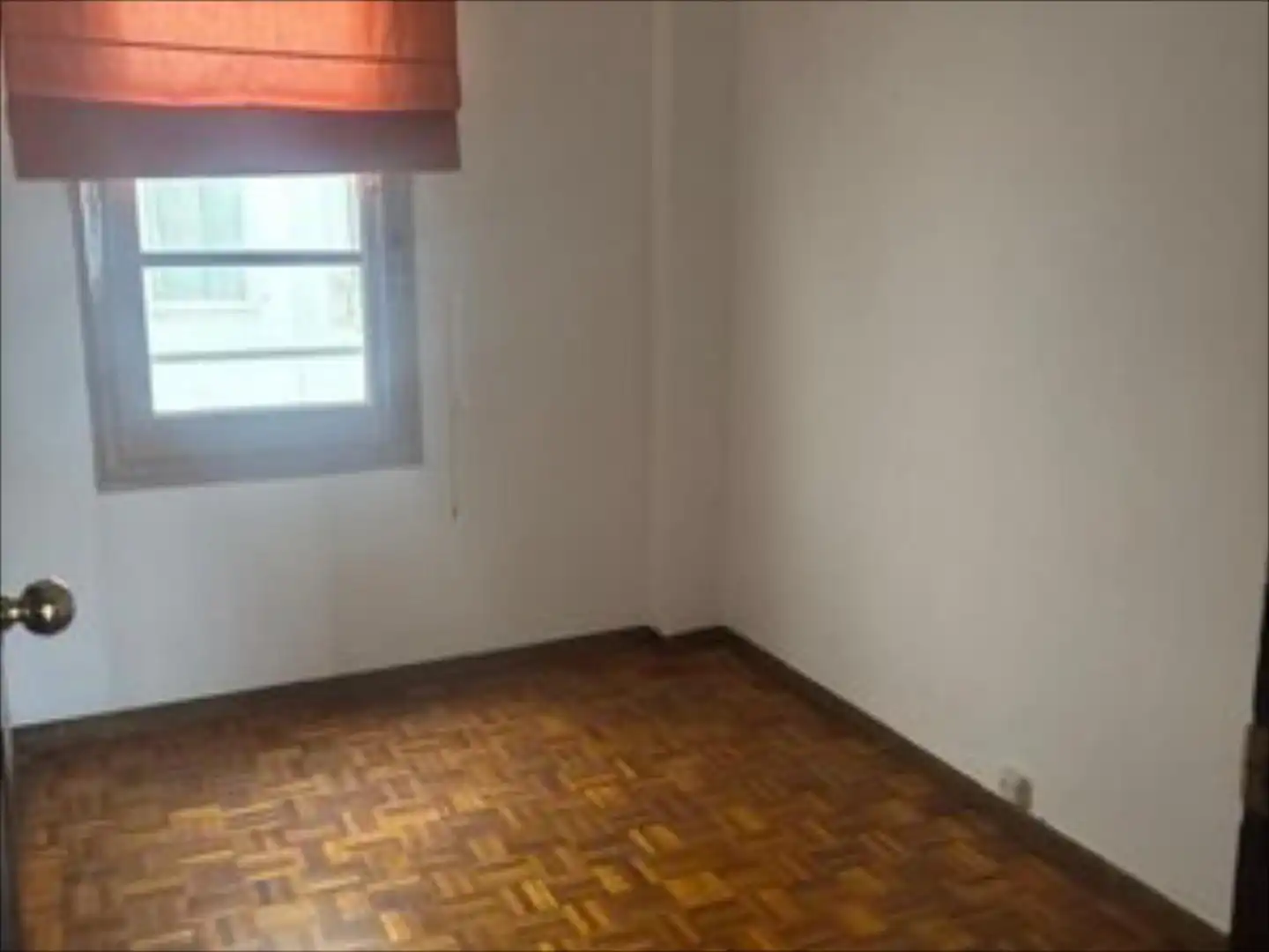 Bedroom of Flat for sale in Zaragoza