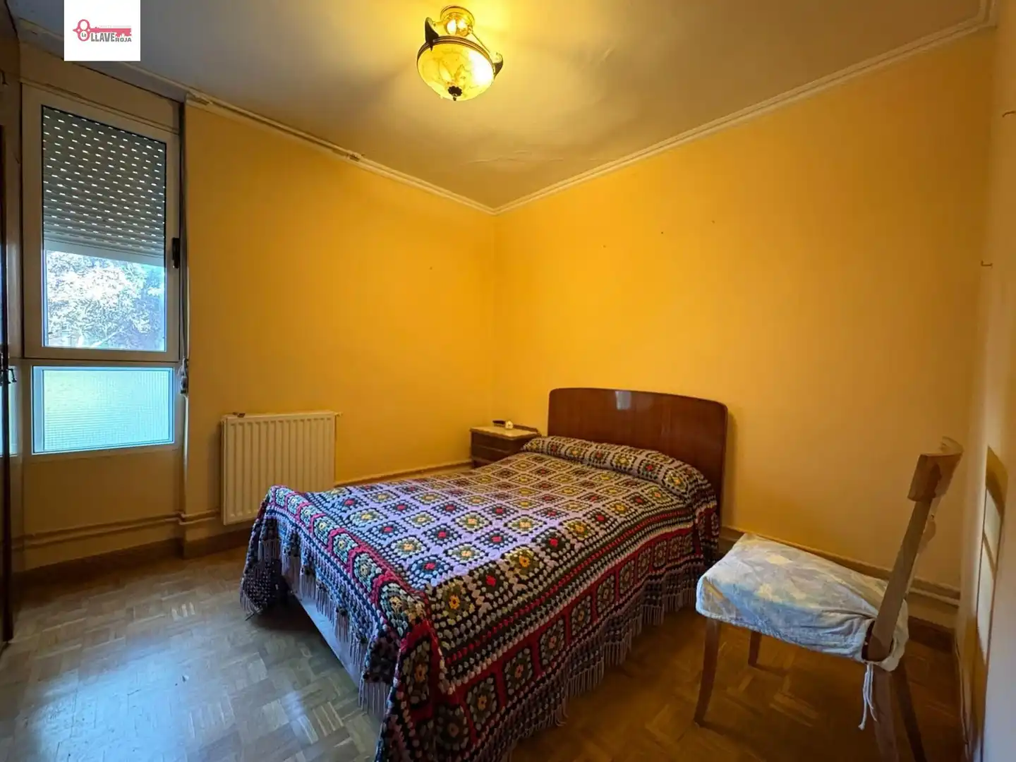 Schlafzimmer von Wohnung zum Verkauf in Burgos mit Heizung