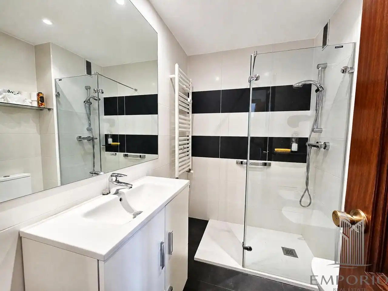Baño de Piso en venta en Madrid con Aire acondicionado, Calefacción y Parquet
