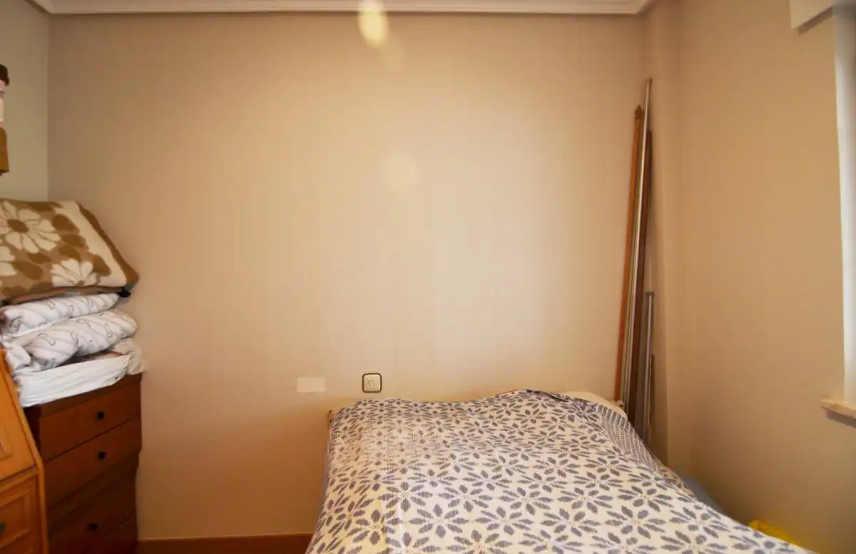 Bedroom of Houses for sale in Calvarrasa de Abajo  with Heating
