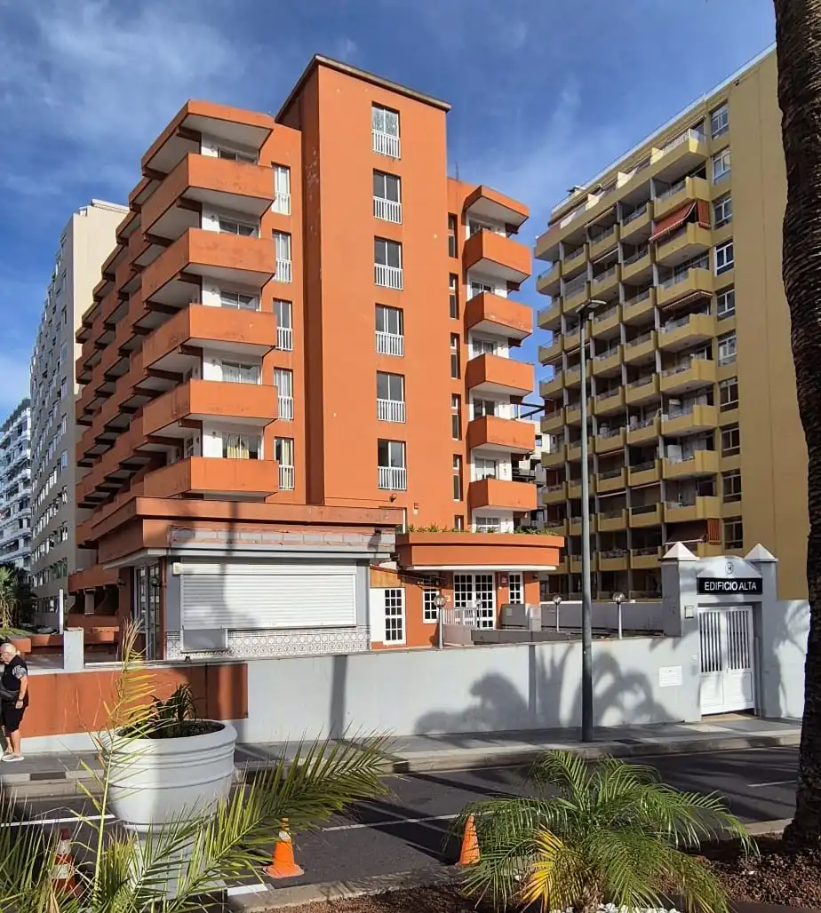 Exterior view of Flat for sale in Puerto de la Cruz  with Terrace, Furnished and Oven