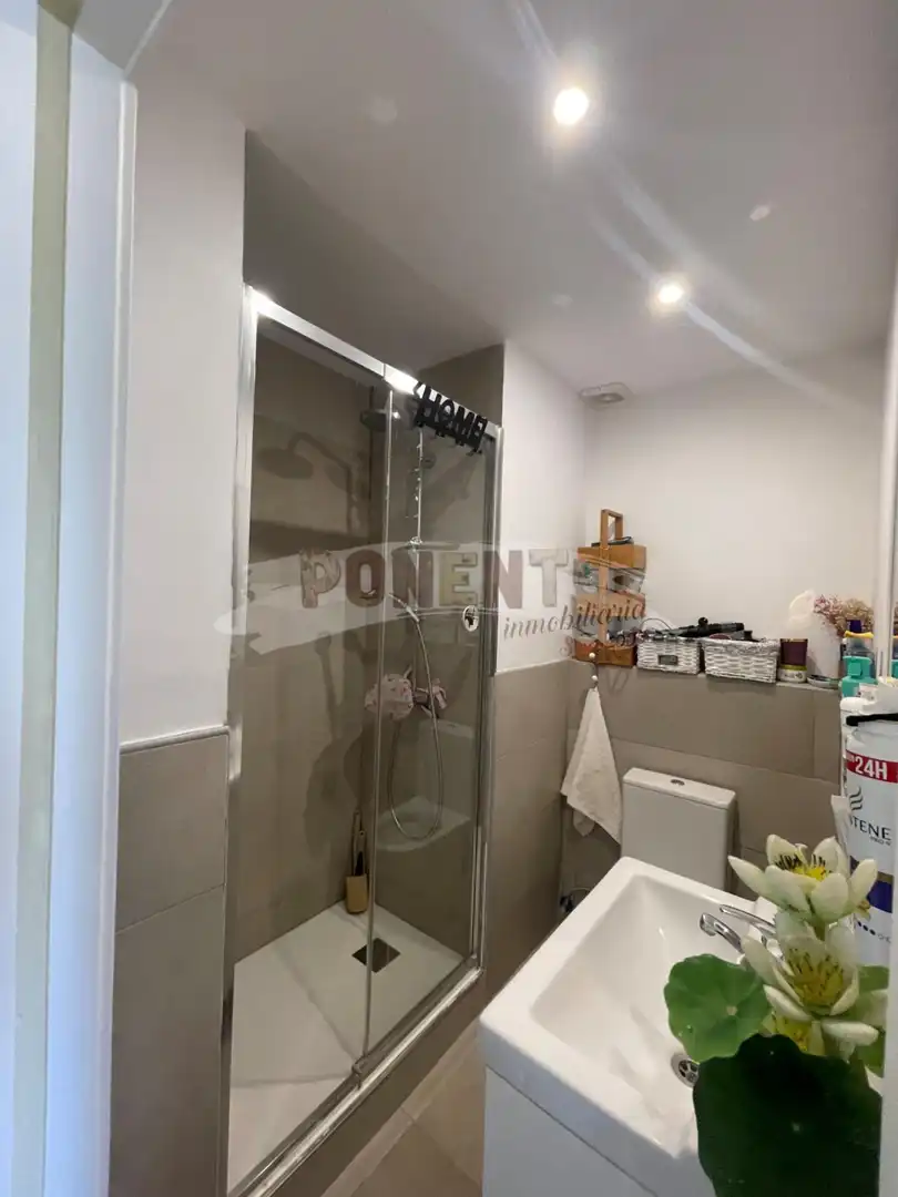 Bathroom of Apartments for sale in Puig des Molins