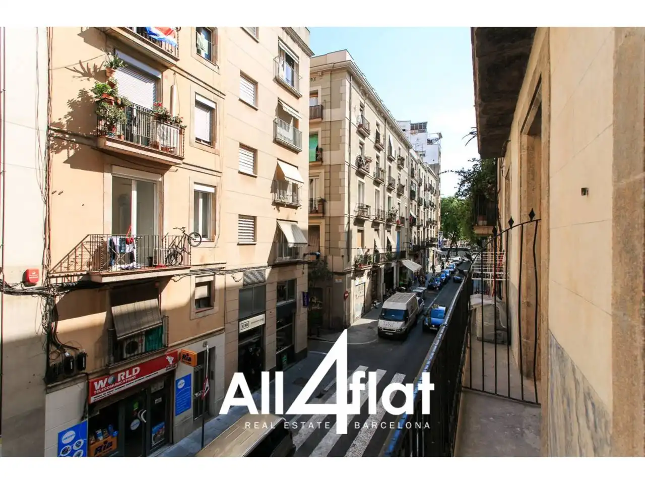 Flat with terrace for sale in Calle Nou de la Rambla, imagen 14