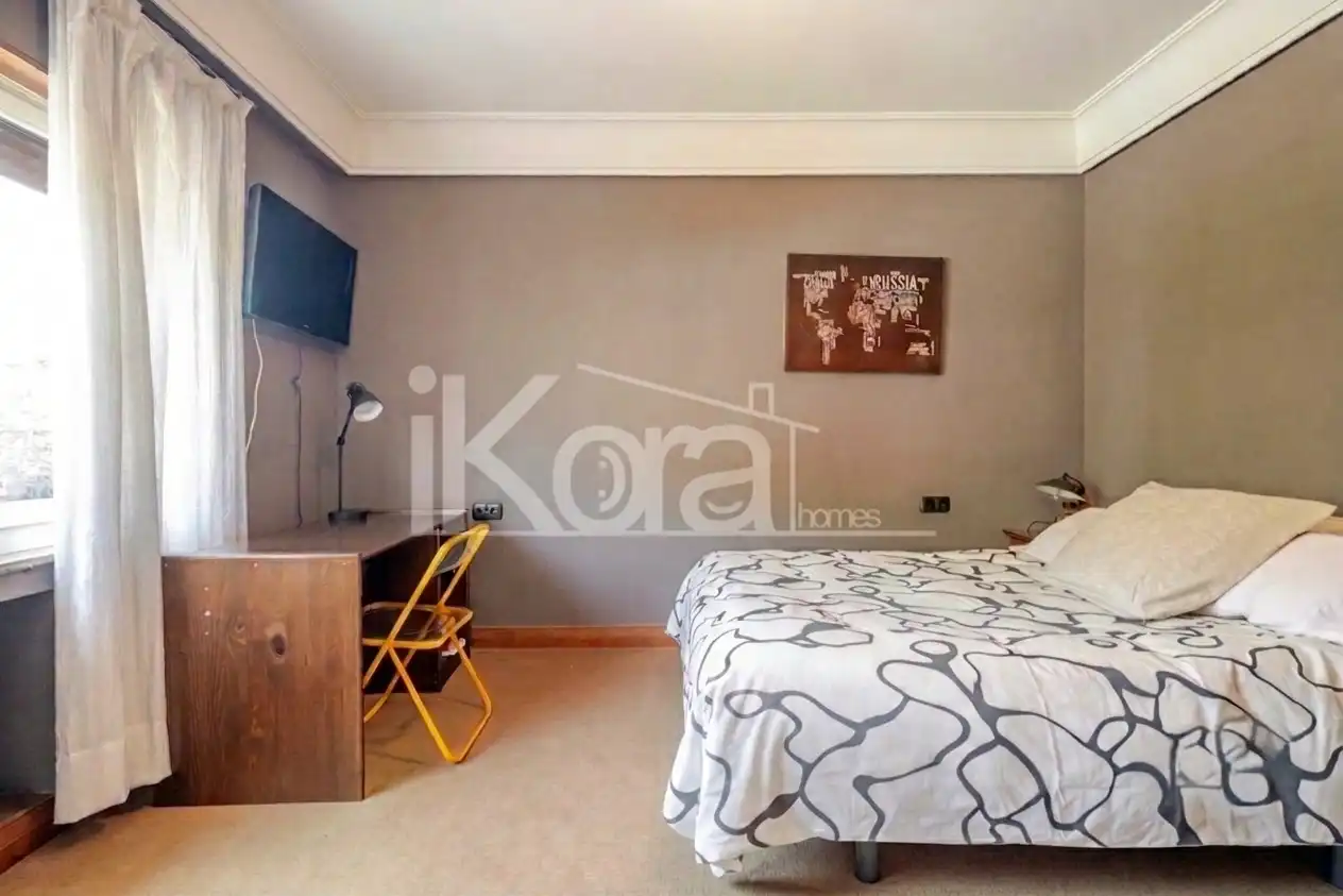 Habitación de Casa o chalet en venta en Usurbil con Jardín privado, Parquet y Terraza
