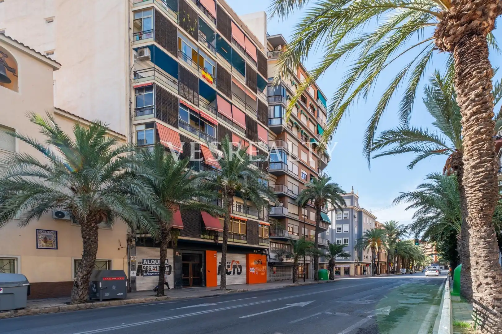 Piso de alquiler en Avenida POETA CARMELO CALVO, Mercado