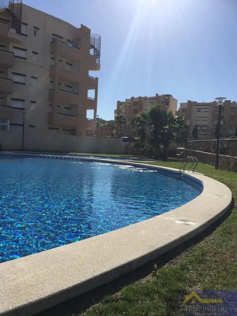 Apartament amb terrassa de lloguer a s 6