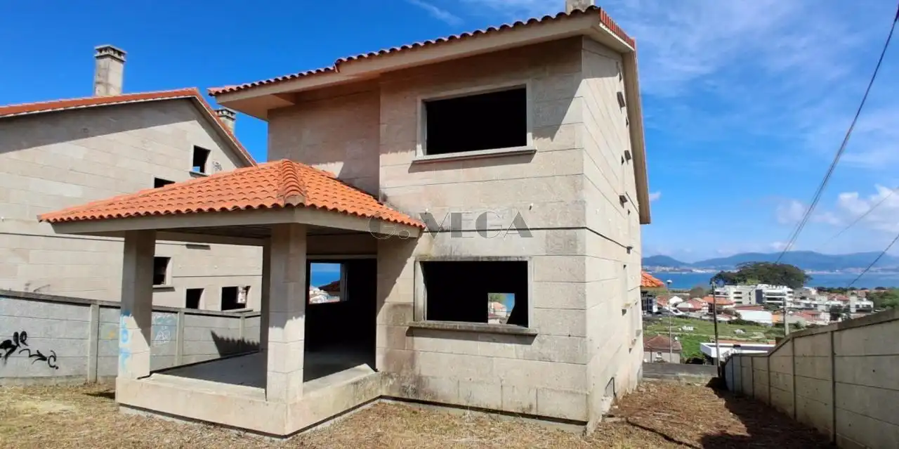 Exterior view of Houses for sale in Vigo   with Heating, Private garden and Terrace