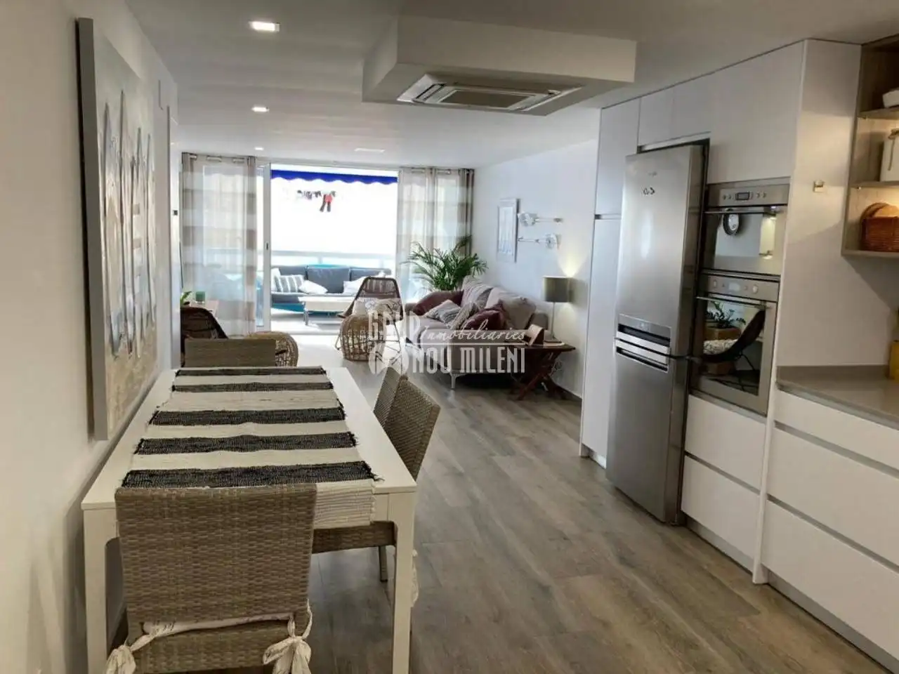 Sala de estar de Apartamento de alquiler en Valencia con Aire acondicionado, Terraza y Trastero