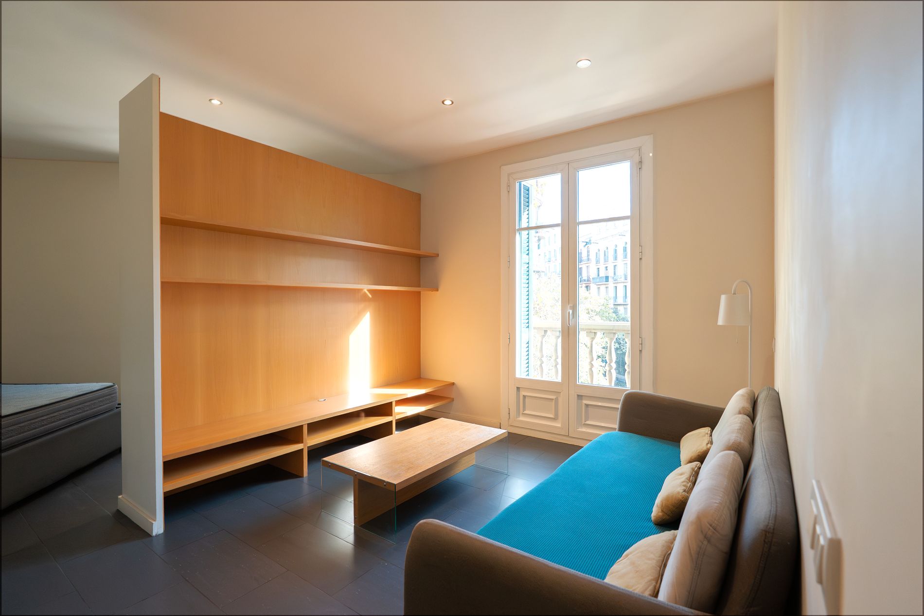 Sala de estar de Piso de alquiler en  Barcelona Capital con Aire acondicionado, Calefacción y Amueblado