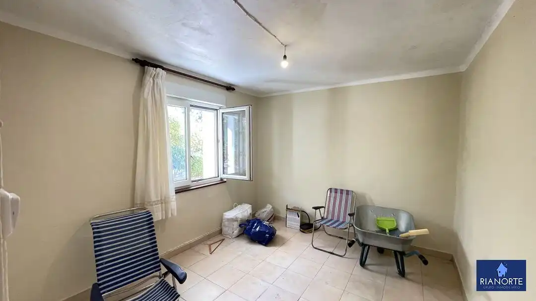Casa adosada en venta en Gozón con Calefacción, Jardín privado y Trastero