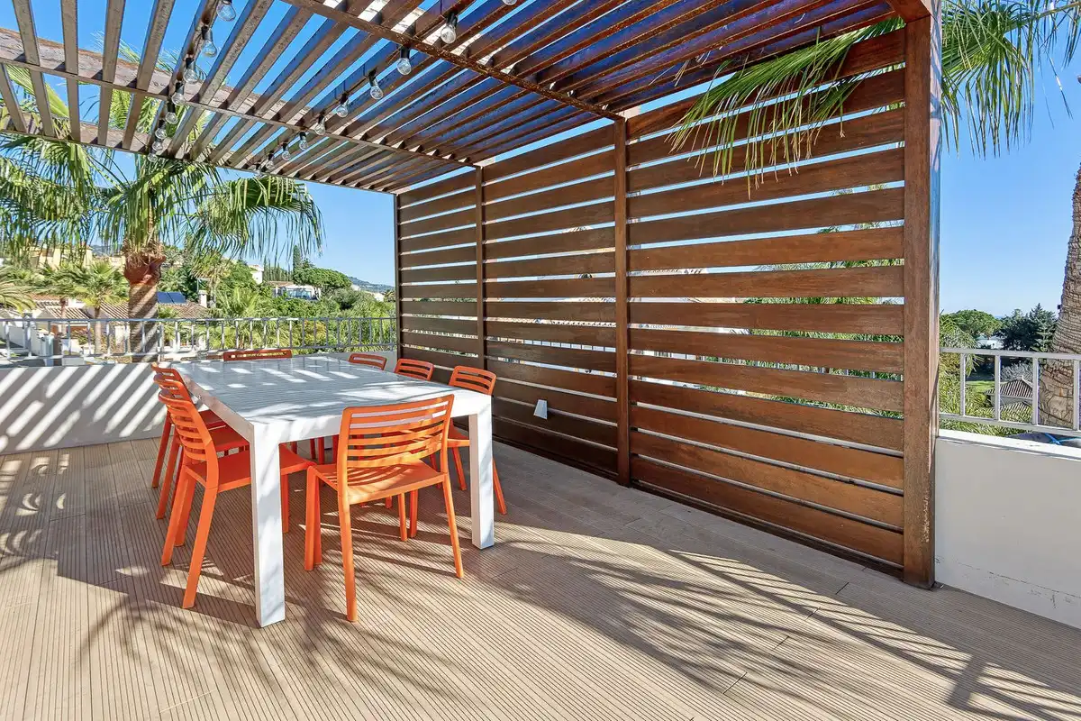 Terrassa de Casa o xalet en venda en Marbella amb Aire condicionat, Calefacció i Jardí privat