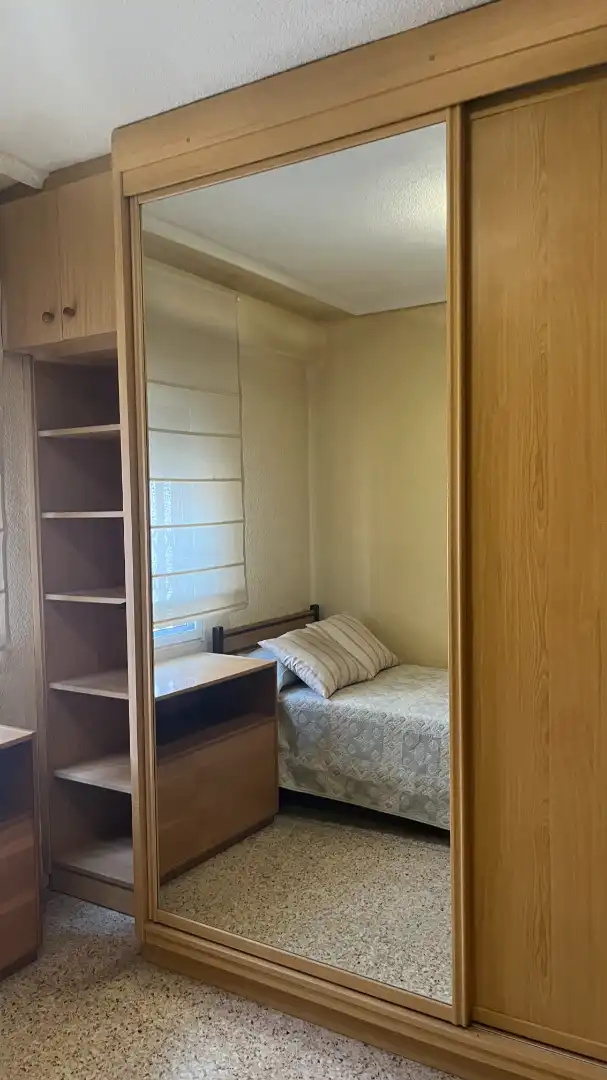 Schlafzimmer von Wohnung zum Verkauf in Valencia mit Klimaanlage, Terrasse und Möbliert