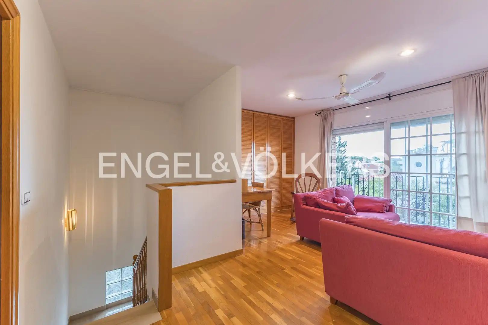 Sala de estar de Casa adosada de alquiler en Baixador