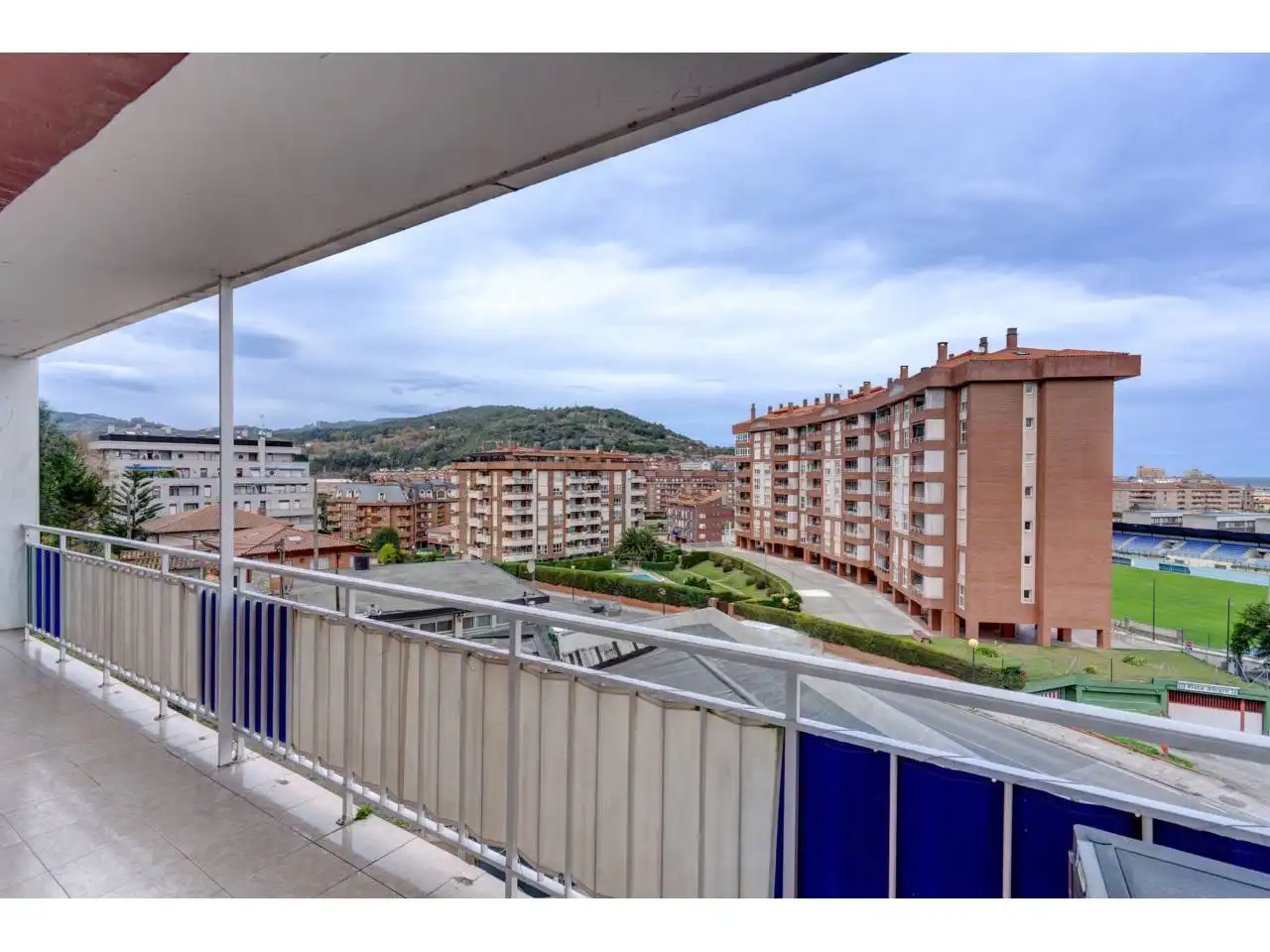 Balcony of Flat for rent in Castro-Urdiales  with Heating and Terrace