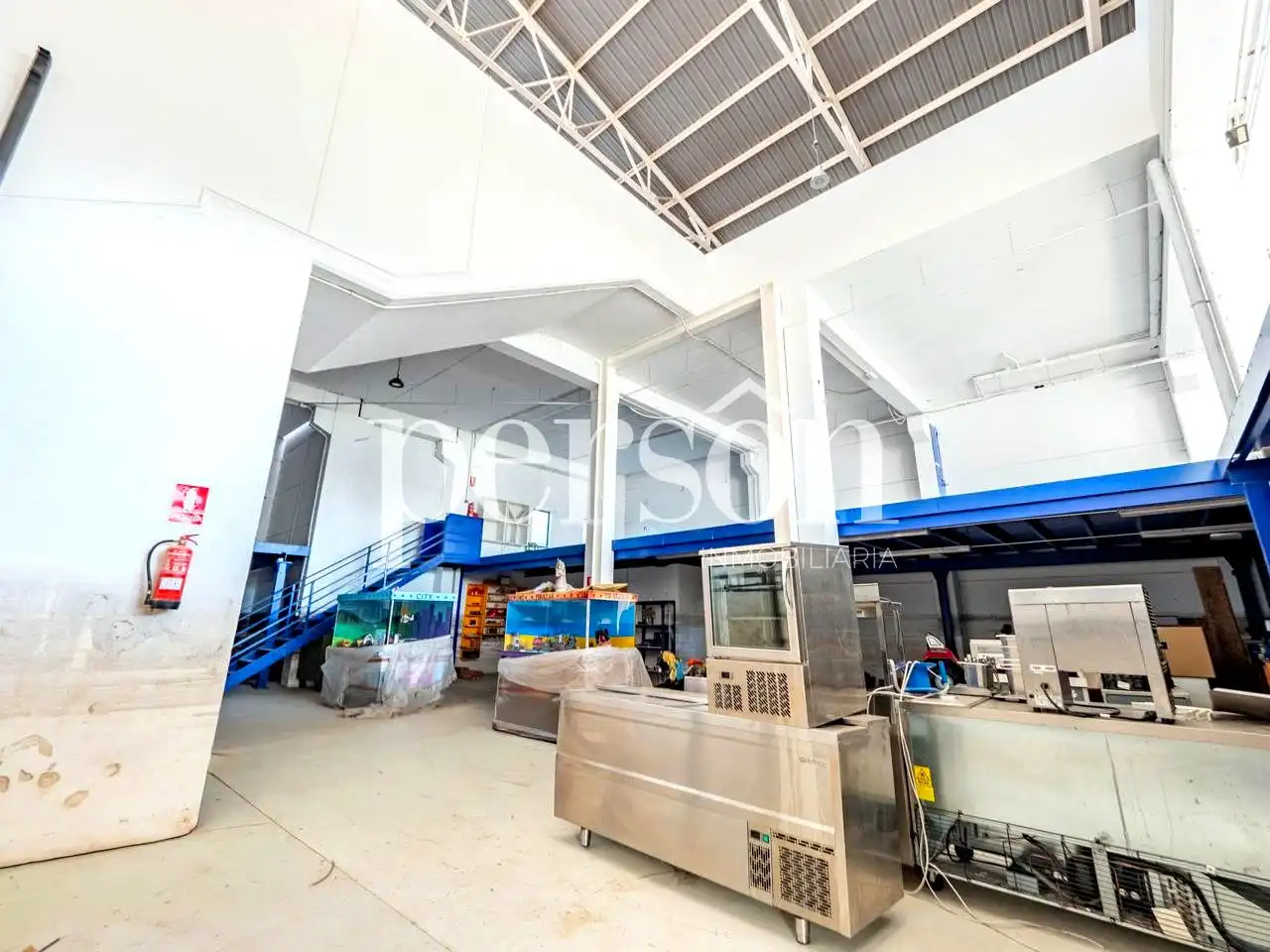 Industrial buildings for rent in Sedaví