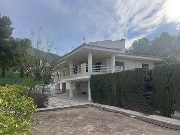 Villa con balcone in vendita a Calle Cuenca M Pinar