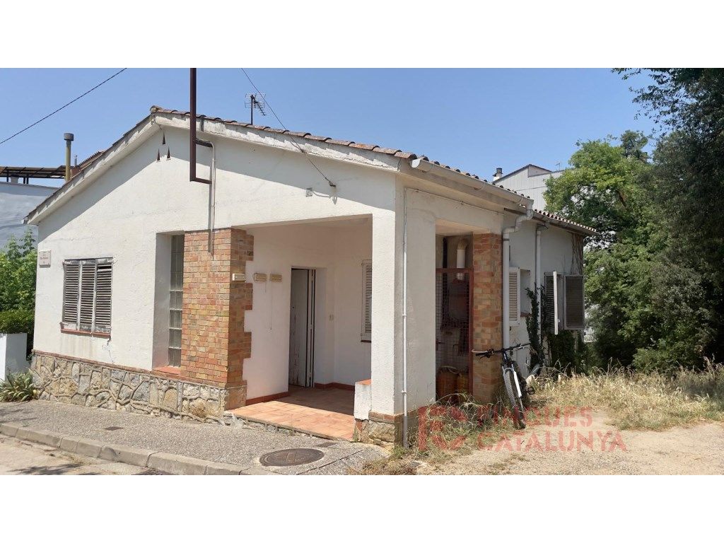 Vista exterior de Casa o chalet en venta en Girona Capital