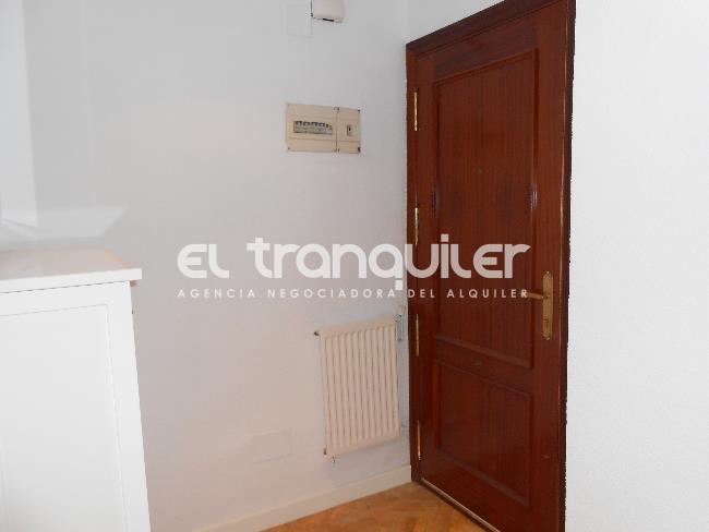 Photo 1 of Flat to rent in Calle Sierra de Bobia, Casco Histórico de Vallecas, Madrid