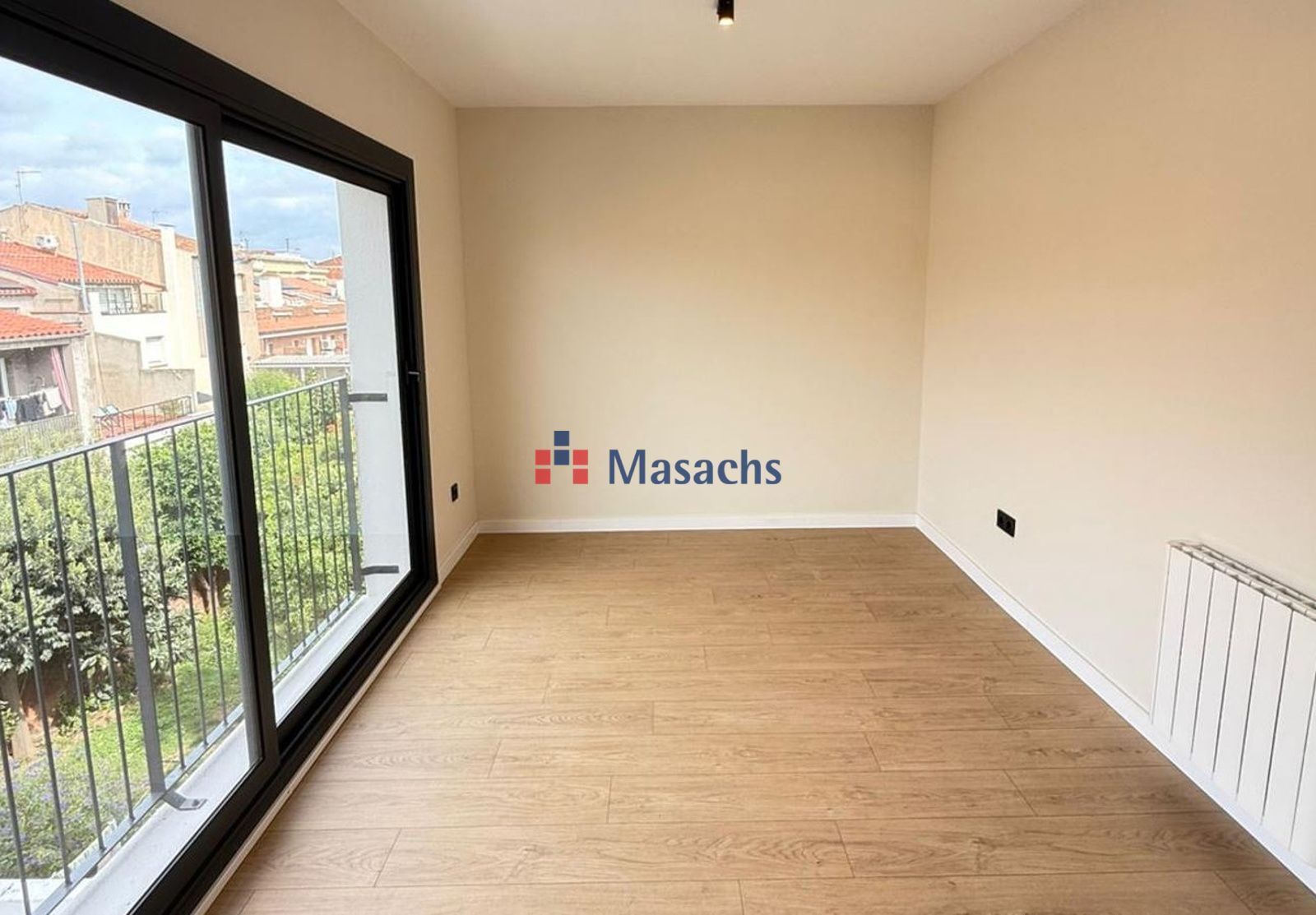 Habitación de Oficina de alquiler en Terrassa con Calefacción y Alarma
