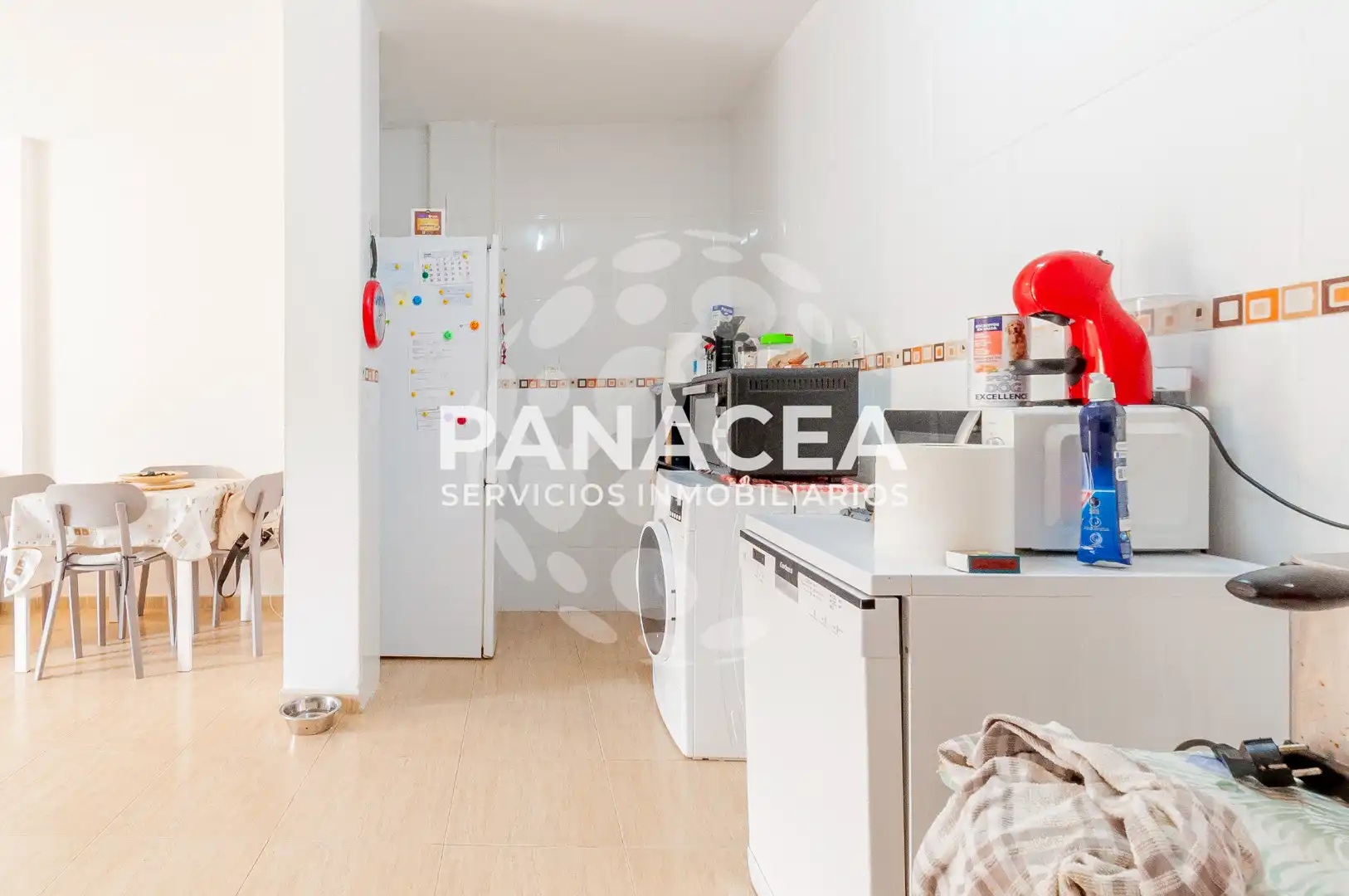 Cocina de Piso en venta en El Ejido con Amueblado, TV y Balcón