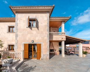 Vista exterior de Casa o xalet en venda en Santa Margalida amb Piscina i Moblat