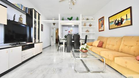 Foto 3 de Piso en venta en Alberto Morgenstein, Castillo Sohail - Myramar, Málaga