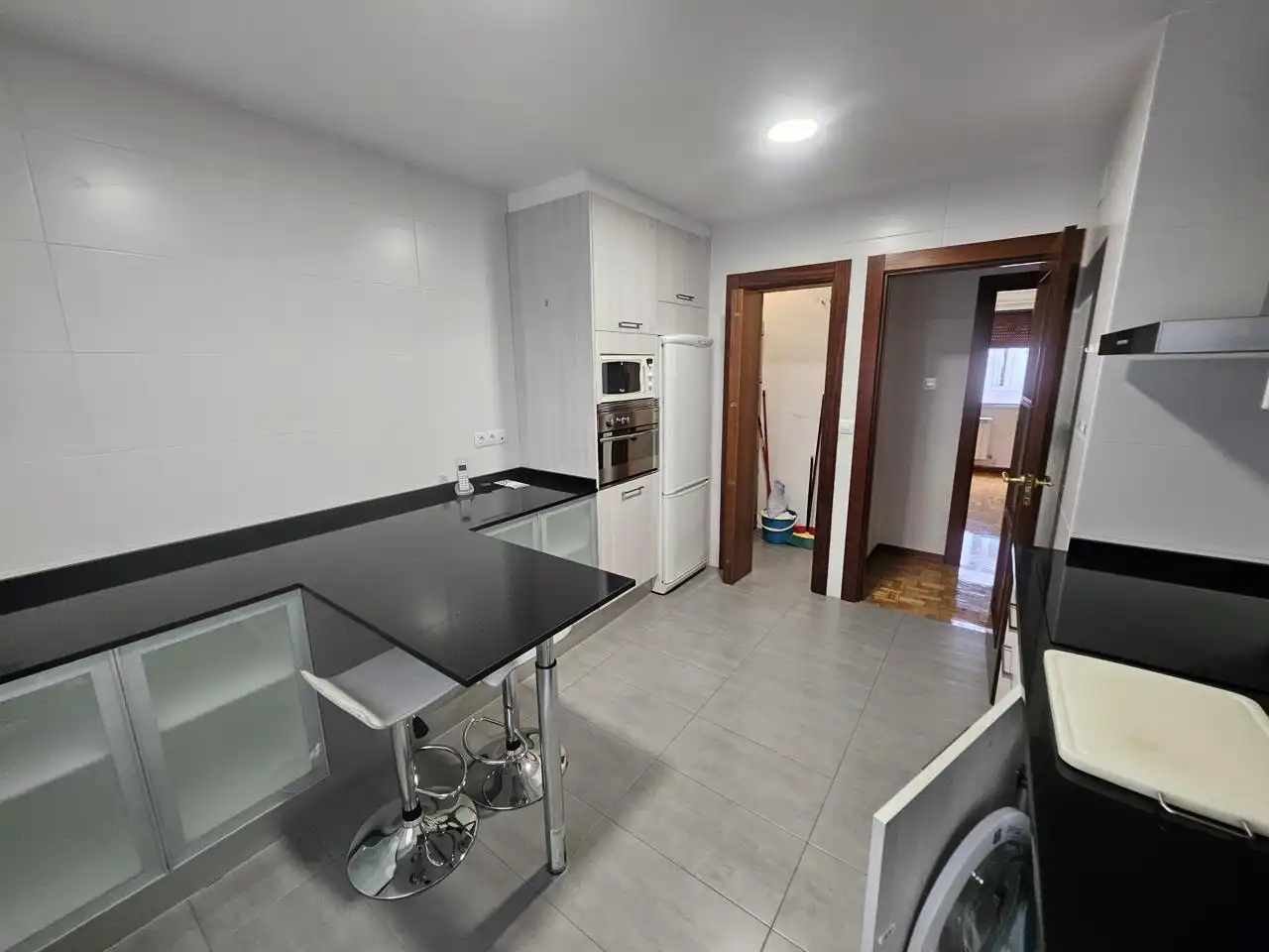 Cuina de Pis en venda en Burlada / Burlata amb Aire condicionat, Calefacció i Parquet