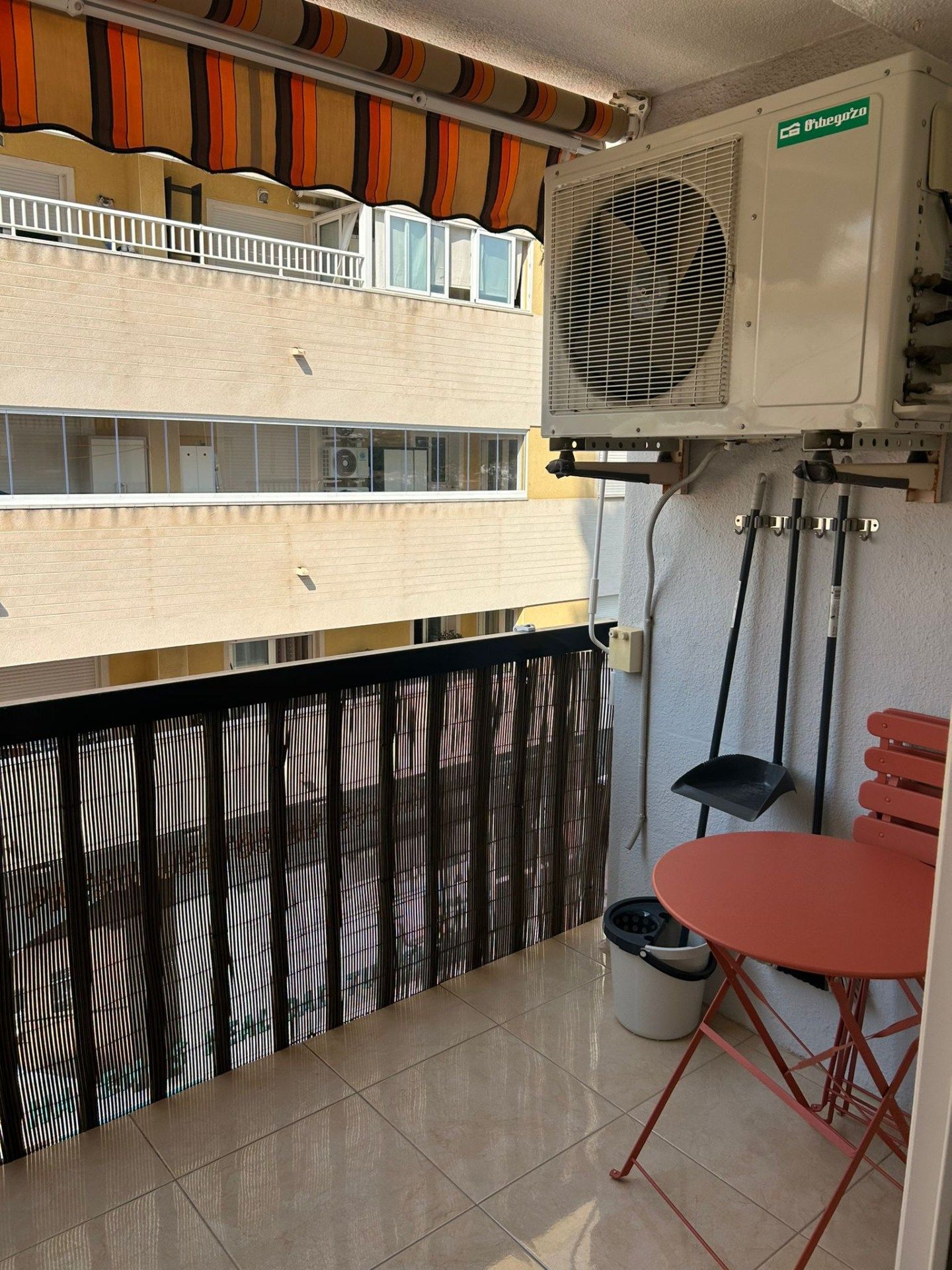 Flat to rent in MAESTRO SERRANO, Zona Pueblo