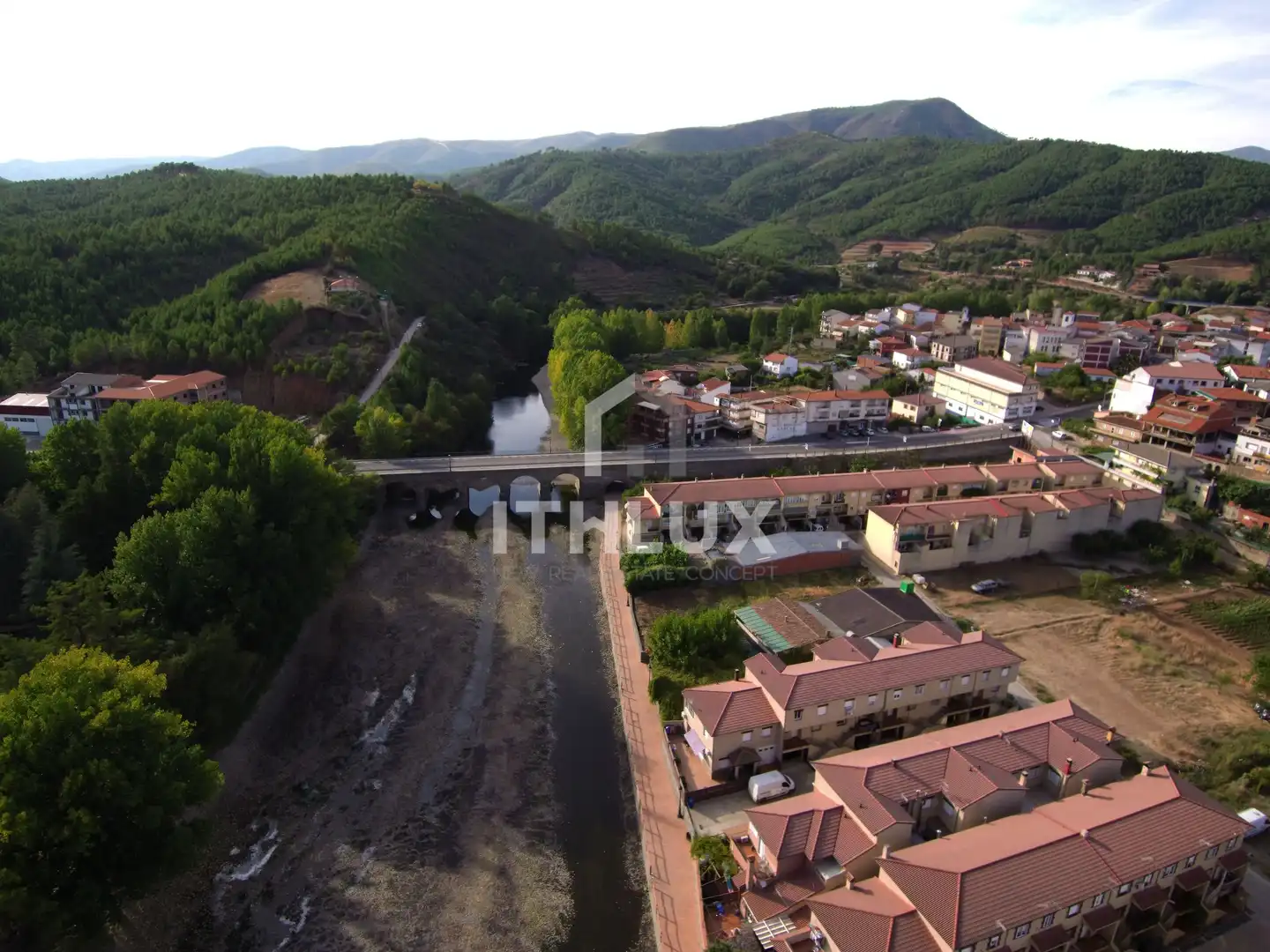 Casa adosada en venta en Pinofranqueado